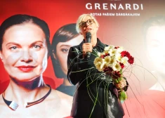 FOTO: Nacionālajā teātrī spoži nosvinēta “Viss par Ievu” pirmizrāde