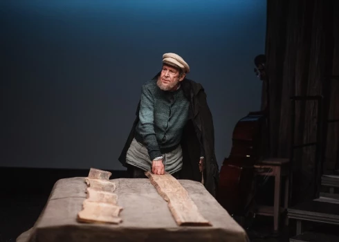 Skats no izrādes "Pazudušais dēls", 2024.