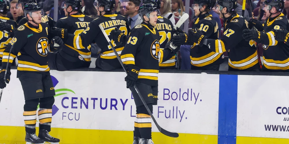 Ločmelim divi gūti vārti uzvarētā AHL mačā.