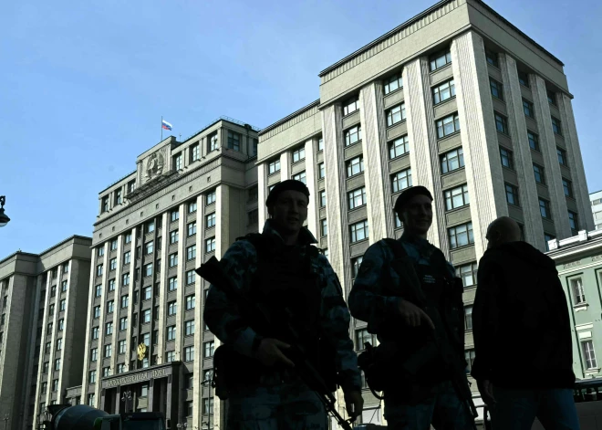 Putina slepenais plāns kara finansēšanai: PVN kāpums un nodokļu pieaugums gandrīz visam