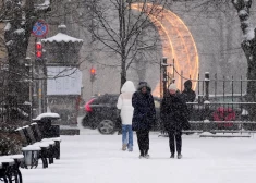 Pirmdien vietām veidosies līdz 5 cm bieza sniega sega