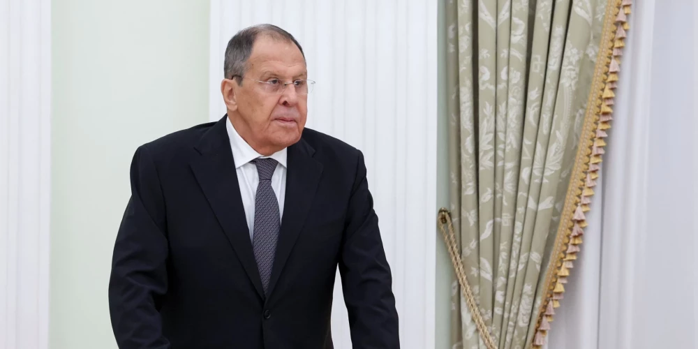 Analītiķi skaidro Lavrova pazušanu no Kremļa skatuves.