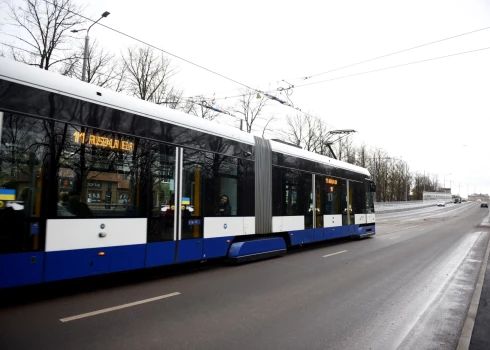 17. novembrī sabiedriskais transports kursēs pēc brīvdienu grafika.