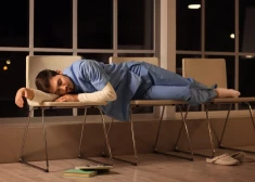 Понедельник - выходной! Переносы рабочих дней становятся нормой, но кому это вообще нужно?