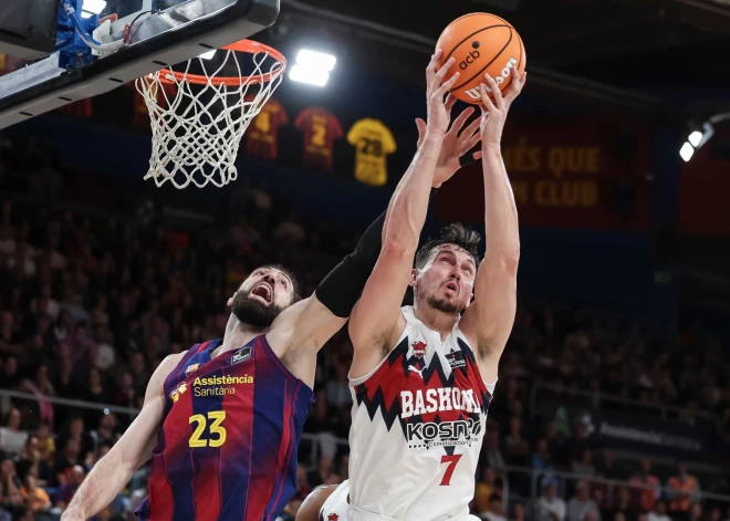 Rodions Kurucs lieliski izcīna atlēkušās bumbas, tomēr "Baskonia" piekāpjas viņa kādreizējam klubam "Barcelona"