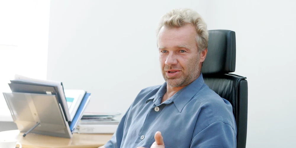 Пластический хирург Янис Заржецкис.