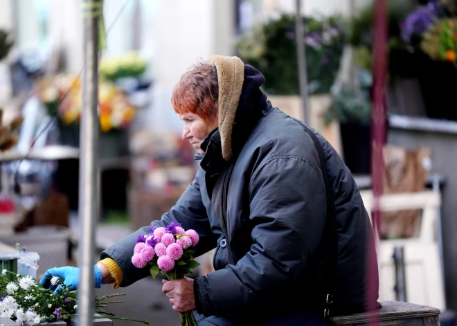 Bezdarbs, birokrātija, algas, pārtikas cenas: Eiropas Komisija prognozē, kas sagaida Latvijas ekonomiku tuvākajā nākotnē