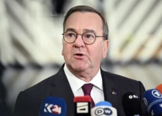 "Eiropas pēdējā mierīgā vasara," Krievija varētu uzbrukt NATO agrāk, nekā gaidīts, paziņo Vācijas aizsardzības ministrs