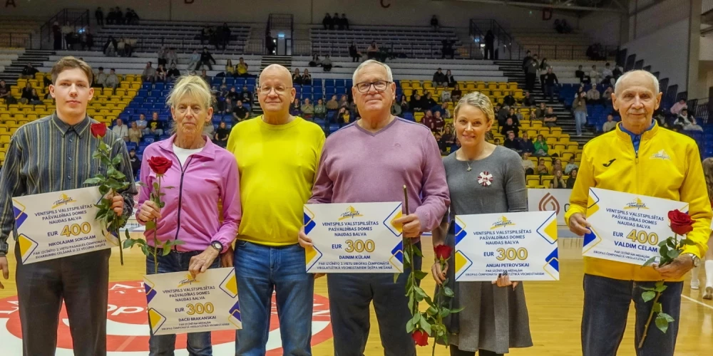 Ventspilī sveikti sportisti - vecmeistari.