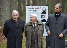 Rendā atjaunots Ģenerāļa Kureļa grupas piemiņas akmens