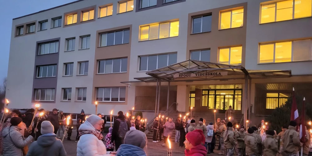 Foto: https://www.facebook.com/spoguvidusskola