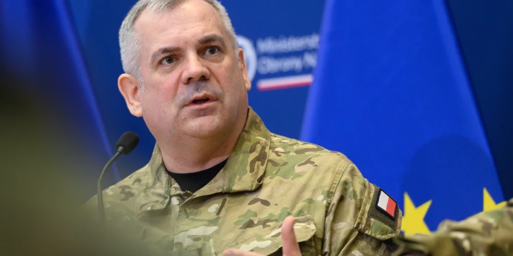 Intervijā Polijas sabiedriskajam radio Polijas ģenerālis Vieslavs Kukula sacīja, ka Maskava “gatavo vidi, kas varētu veicināt tās agresiju pret Poliju”, un šos centienus raksturoja kā Krievijas sagatavošanās posmu karam.