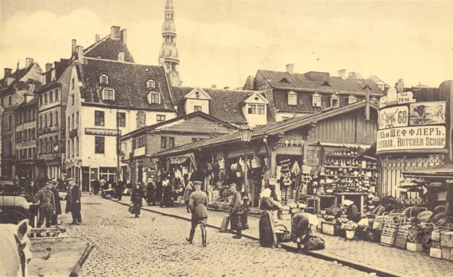 Рынок в Риге во время немецкой оккупации. 1917–1918.