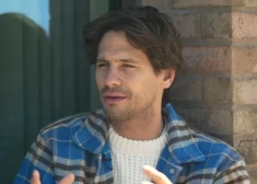 Режиссер Александр Молочников - о своем фильме "Экстремистка", Америке, России и "Оскаре"