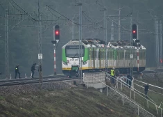 Взрыв на железной дороге в Польше может быть делом иностранной разведки - по ней шла поставка помощи Украине