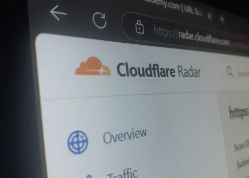 Пользователи столкнулись с ошибками из-за проблем Cloudflare.