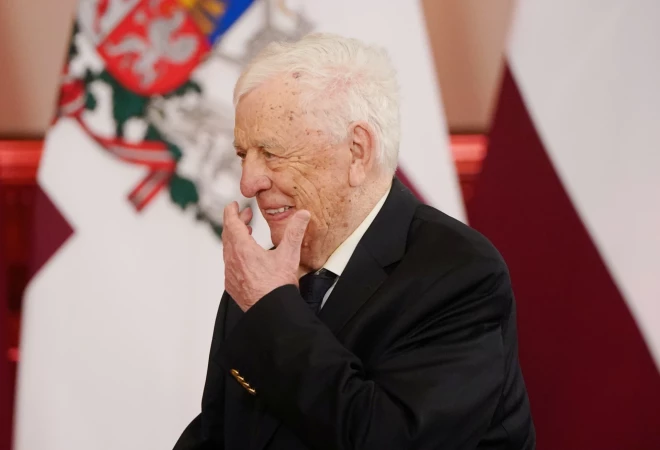 Раймонд Паулс.