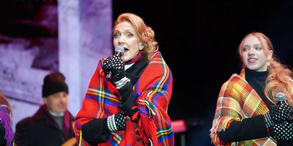 Svētku koncerts pie Brīvības pieminekļa