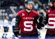 Dzierkals asistē "Sparta" vārtu guvumā, taču klubs neiekļūst IIHF Čempionu līgas ceturtdaļfinālā