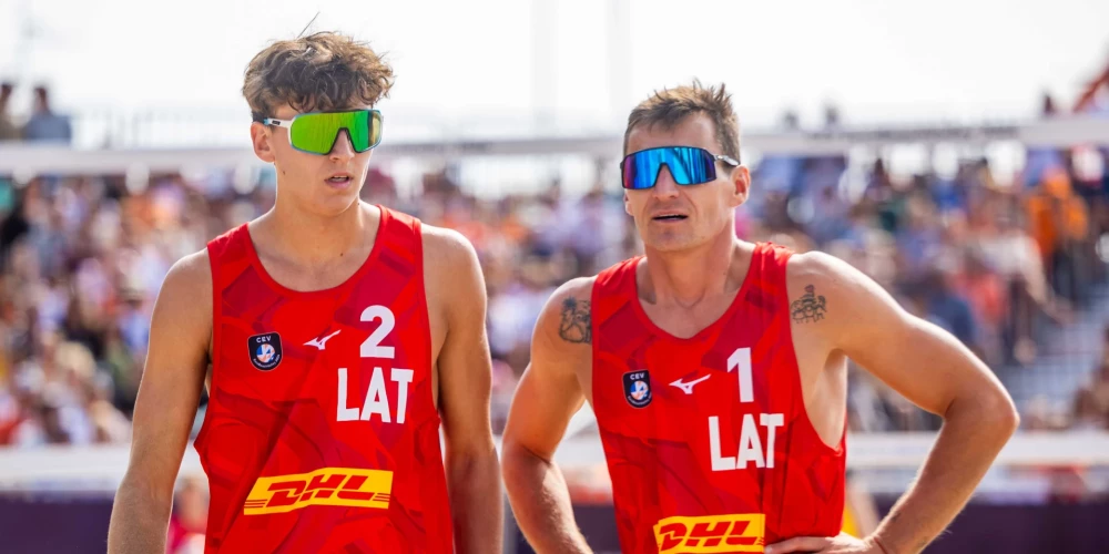 Kristianam Fokerotam un Mārtiņam Pļaviņam pirmais kopīgais pasaules čempionāts noslēdzās visai ātri.