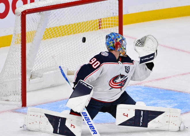 Merzļikins nespēj glābt “Blue Jackets” no kārtējā zaudējuma, savukārt Girgensona “Lightning” sagrauj “Devils”