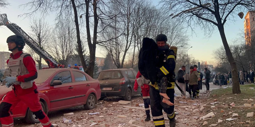 Krievija turpina asiņainu karu Ukrainā.