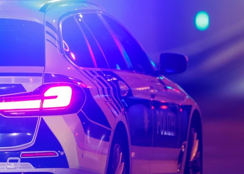 Likumsargi šobrīd aktīvi meklē bērna tēvu, kurš varētu būt saistīts ar notikušo.