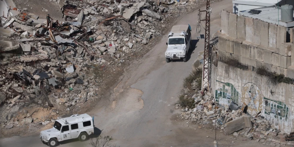 Izraēlas armija devusi triecienus "Hamas" visā Gazas joslā. 