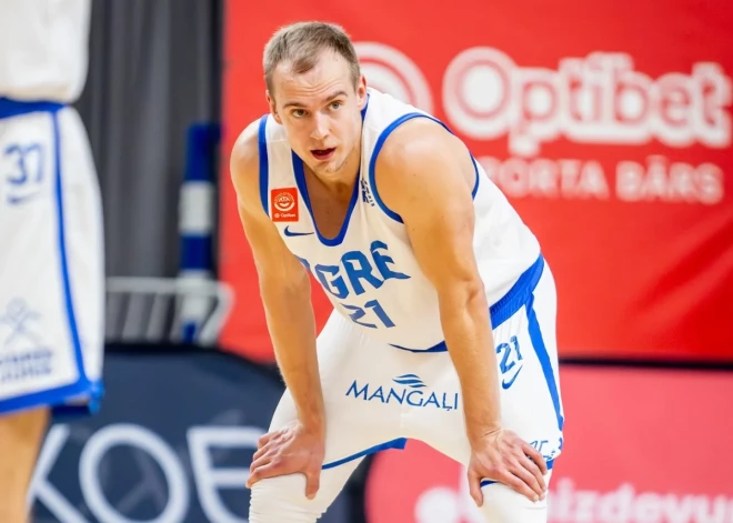 Kristaps Dārgais izceļas ar jaunu turnīra rekordu un palīdz "Ogrei" izcīnīt uzvaru