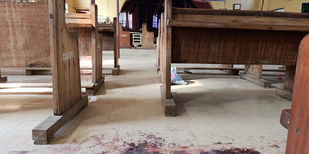 Nigērijā uzbrukumā dievnamam nogalināti divi cilvēki. 