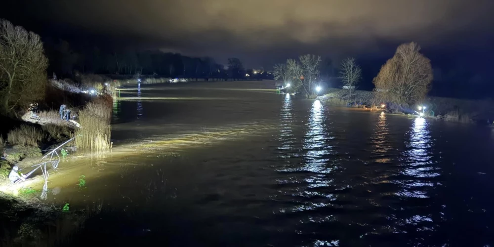 Bārtā pie Dūkupjiem ūdens līmenis pagājušajā naktī kāpis par 60 centimetriem.