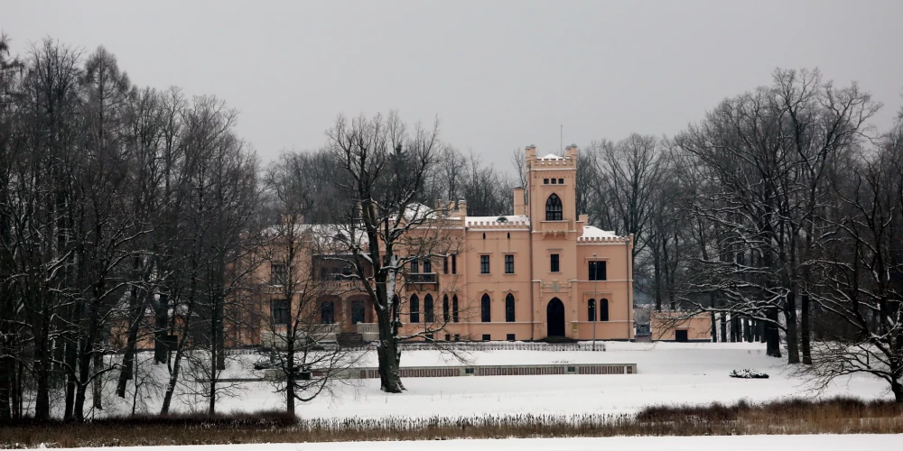 Alūksnes Jaunā pils.