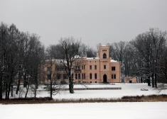 Alūksnē sākusies meteoroloģiskā ziema; daudzviet Latvijā vakarpusē snigs