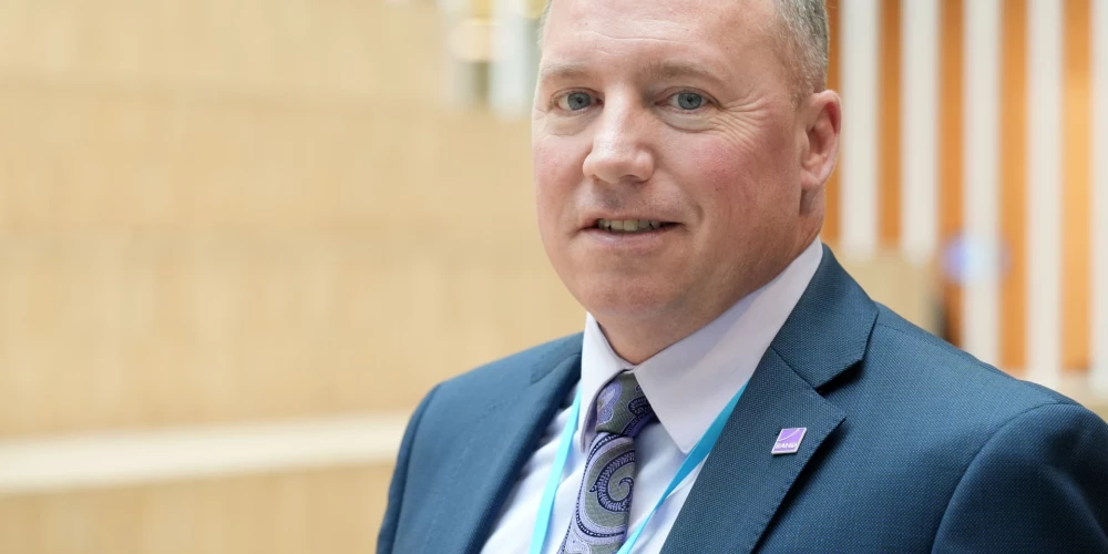 Исследователь международных отношений и обороны Колин Смит.