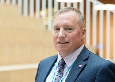 Исследователь международных отношений и обороны Колин Смит.