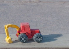 Eiropas Komisija aizrāda Latvijai par vietu trūkumu bērnudārzos