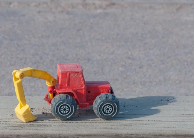 Eiropas Komisija aizrāda Latvijai par vietu trūkumu bērnudārzos