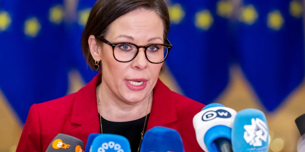 Sweden's Foreign Minister Maria Malmer Stenergard speaks with the media as she arrives for a EU general affairs meeting at the European Council building in Brussels, Thursday, Nov. 20, 2025. (AP Photo/Geert Vanden Wijngaert)