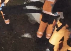 VIDEO: Šauļu policistu zibenīgā reakcija no drošas nāves purvā paglābj 29 gadus vecu vīrieti