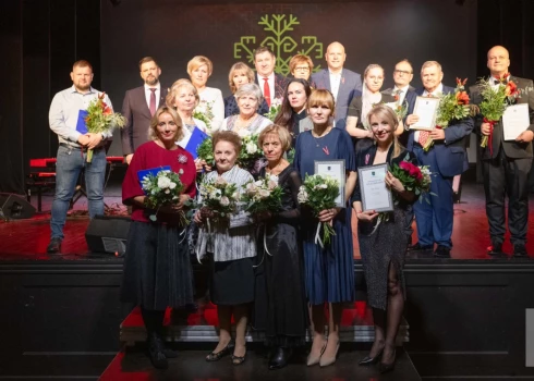 Svinīgā pasākumā godināti Ogres novada Goda pilsoņi un Gada cilvēki.