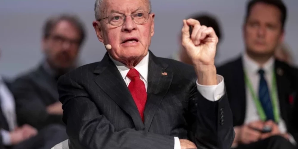 Kīts Kellogs janvārī plāno pamest Trampa īpašā sūtņa amatu.