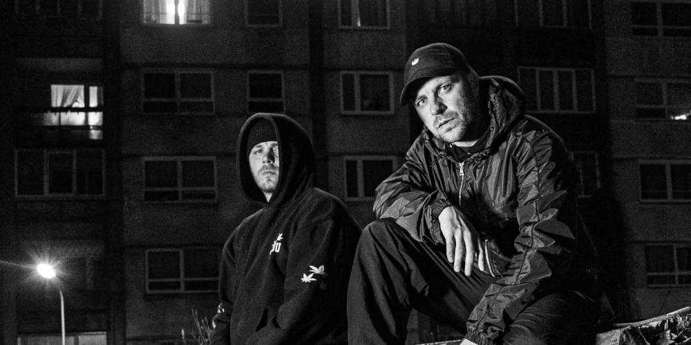 22. novembrī koncertzālē "Palladium" notiks viens no šī gada jaudīgākajiem hiphopa notikumiem - koncerts "Dubultslazds", kurā uz vienas skatuves apvienosies divi Latvijas repa smagsvari: Ozols un Sudrabu Sirds.