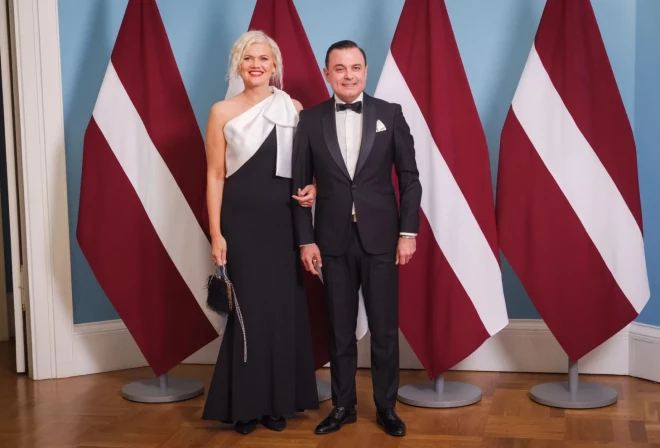 Linda un Hosams Abu Meri pieņemšanā Rīgas pilī.