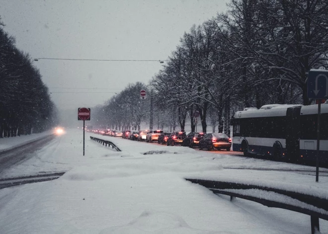 Vissezonas riepas: par un pret, un uz kādiem zīmoliem vērts skatīties?