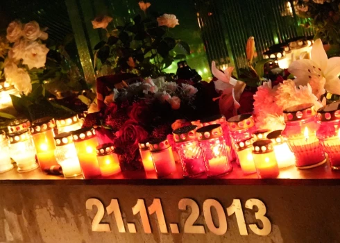 В результате обрушения супермаркета 21 ноября 2013 года погибли 54 человека, десятки получили серьезные травмы.