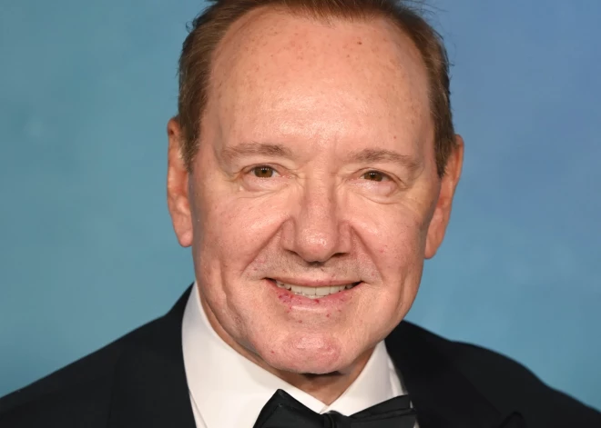 Kevins Speisijs nāk klajā ar šokējošu atzīšanos – aktieris atklāj, ka ir kļuvis par bezpajumtnieku