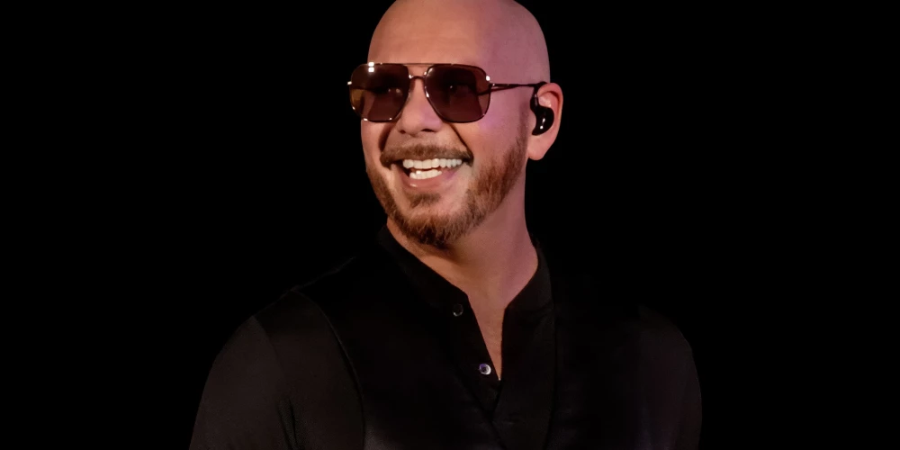 Pitbull снова в Латвии! Межапарк ждёт самый огненный концерт лета.