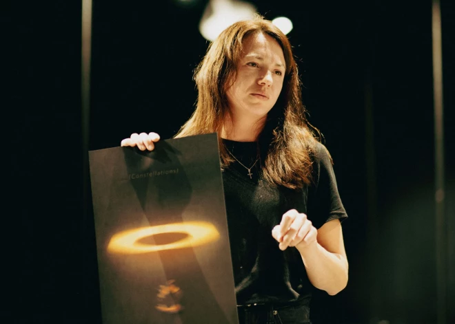 Премьера в Аркаде Театра Чехова - пьеса Ника Пэйна "Созвездия" в постановке Дж. Дж. Джилинджера