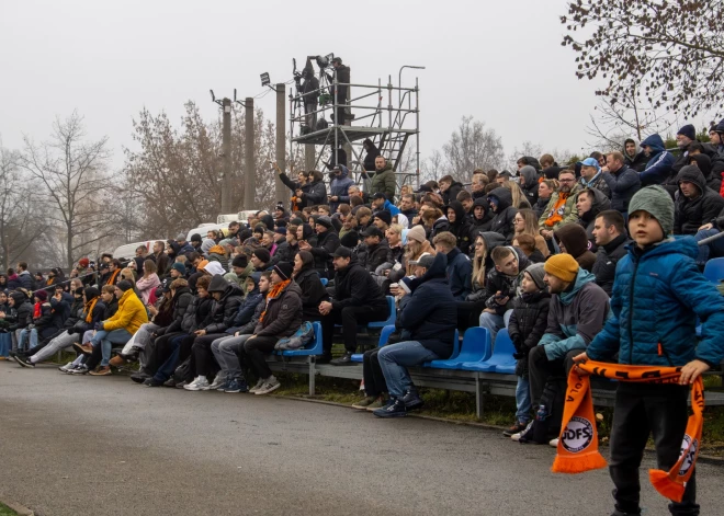 "Grobiņa" un "JDFS Alberts" nenoskaidro uzvarētāju pirmajā spēlē par vietu virslīgā