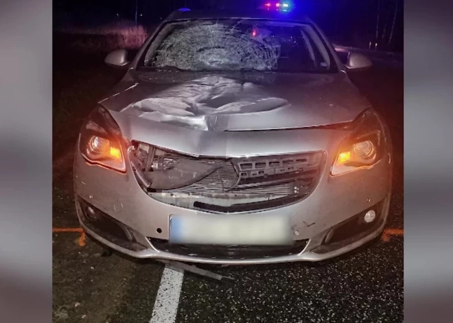 Третья смерть за два месяца: на печально известной улице под Ригой снова погиб пешеход